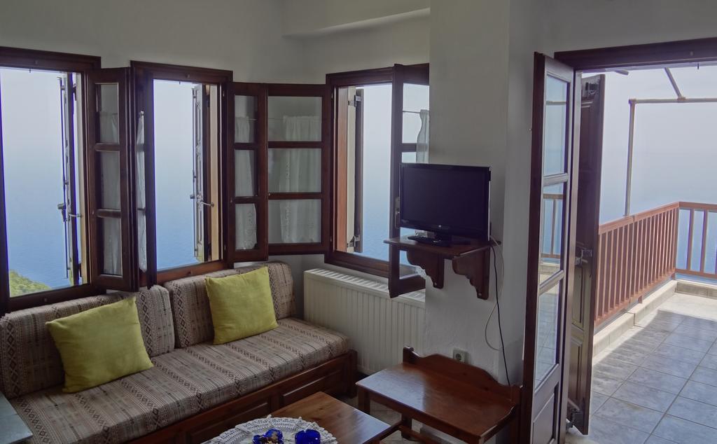 Aggelika Hotel ซาการาดา ภายนอก รูปภาพ